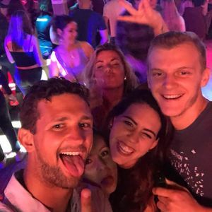 Meet your Posher, Pierre